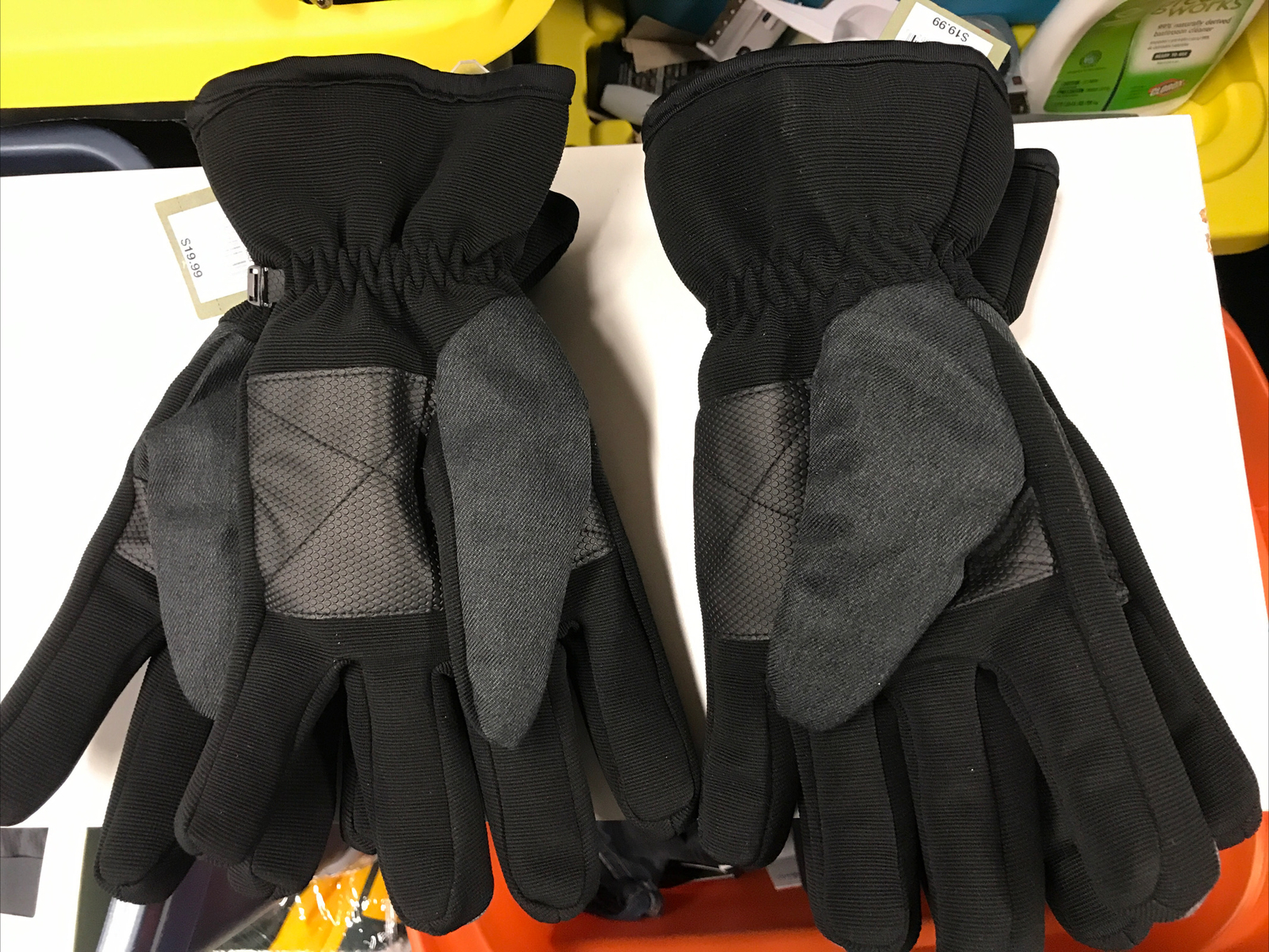 Cold Winter Weather Ski Gloves New Goodfellow Gray & Black Men’s sizes Textured