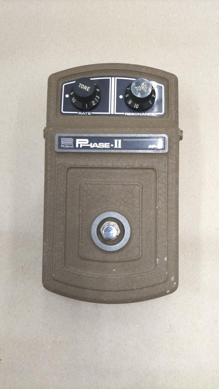 ROLAND AP-2 PHASE-II Effect Pedal
