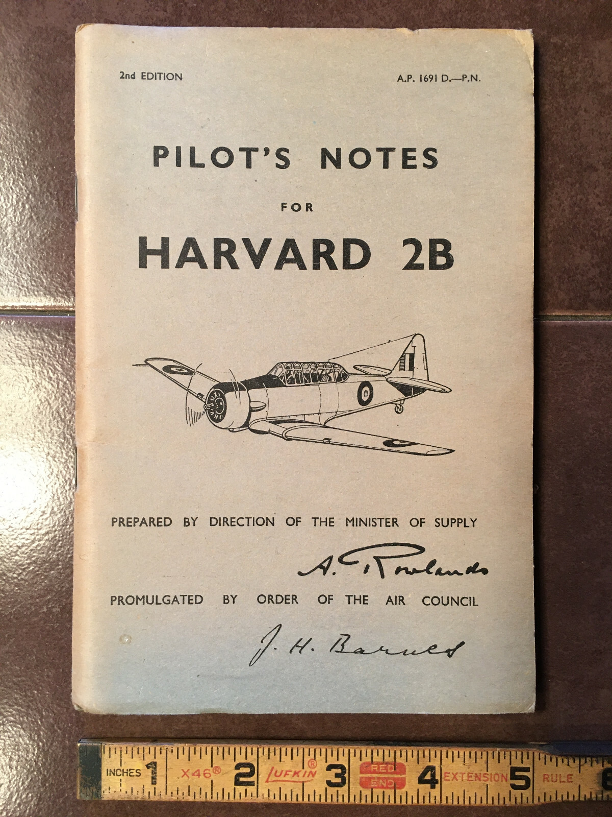 North American Harvard 2B aka T-6 Pilots Book, Pilots Notes POH type Book
