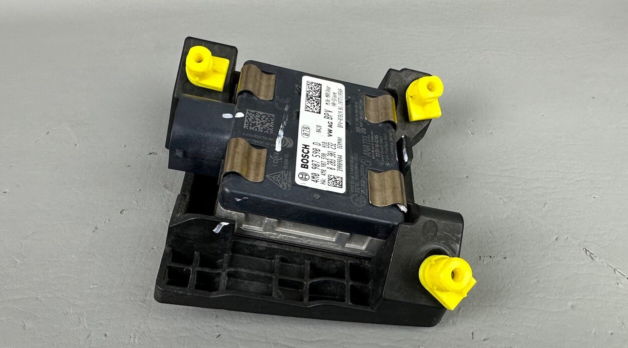 2018-2019 AUDI A4 A5 Q7 S5 RS5 REAR LEFT BLIND SPOT SENSOR CONTROL MODULE OEM