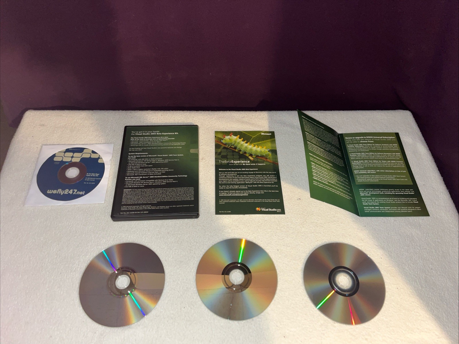 Rare Microsoft Visual Studio 2005 Team Suite Beta 2 (3 CD’s) w/ Wefly