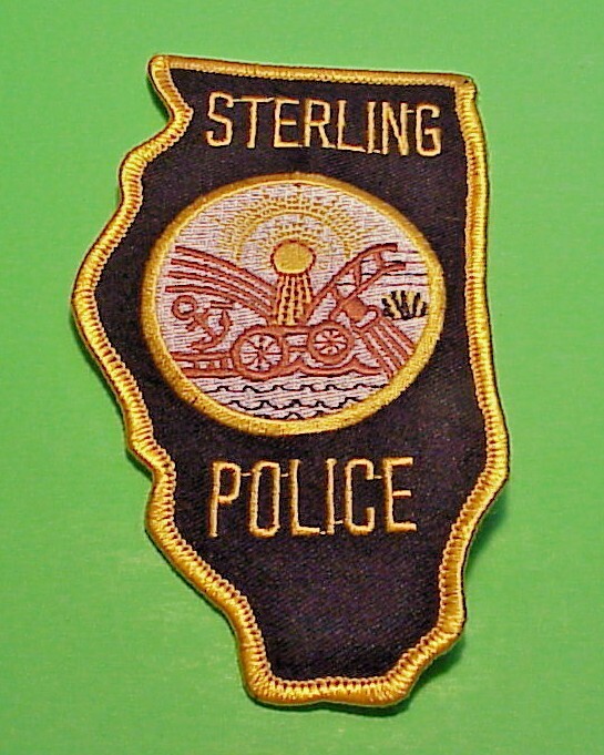 STERLING  ILLINOIS  IL ( STATE SHAPE )  POLICE PATCH  5 1/8"  FREE SHIPPING!!!