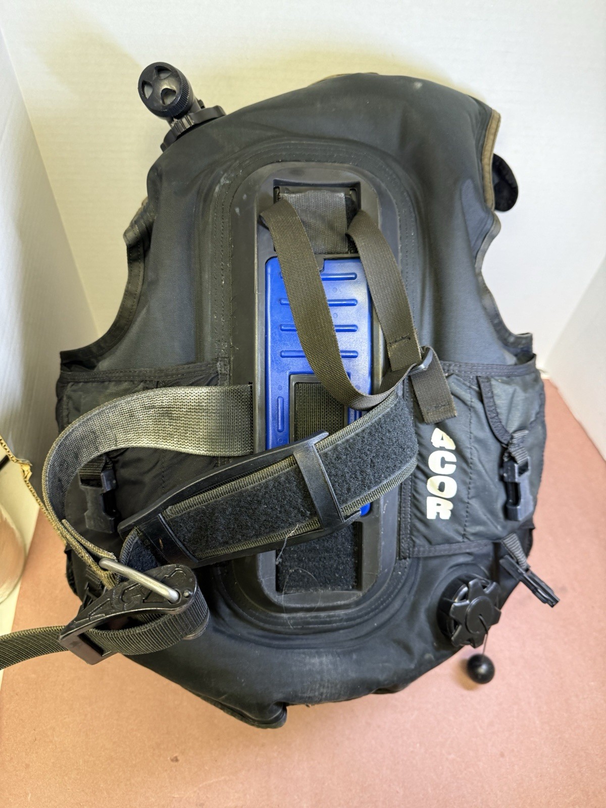 Dacor xtreme elle scuba buoyancy vest backpack WOMENS MEDIUM A7
