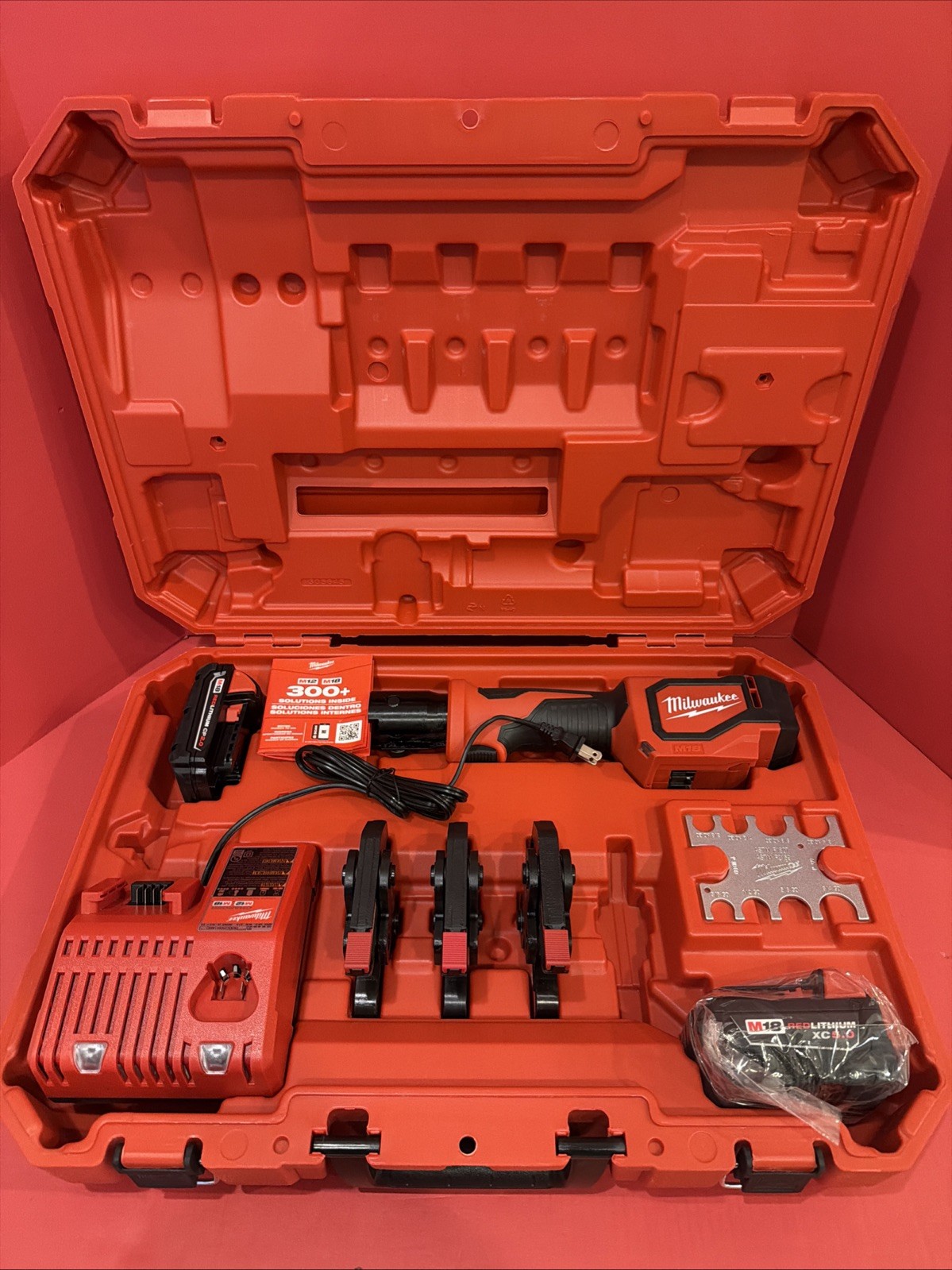 Milwaukee 2674-22C M18 18V Short Throw Press Tool Kit w/ PEX Crimp Jaws NEW