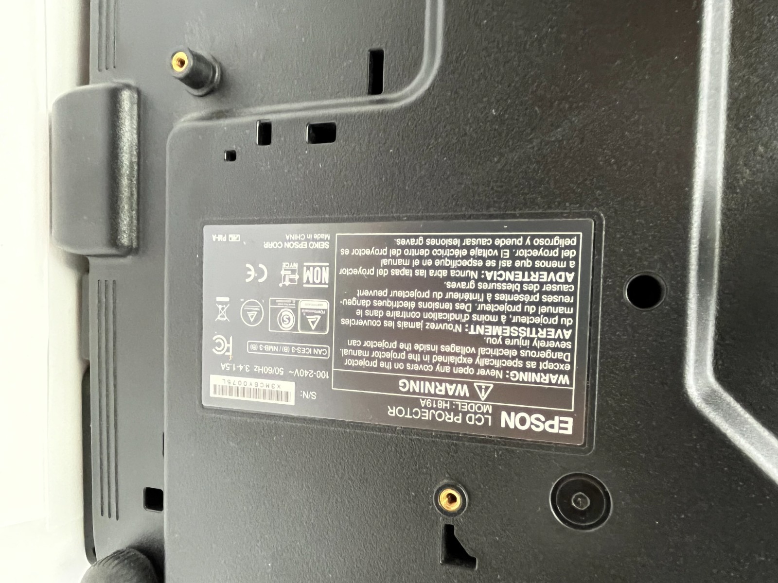 EPSON PowerLite 2140W WXGA 3LCD Projector H819A