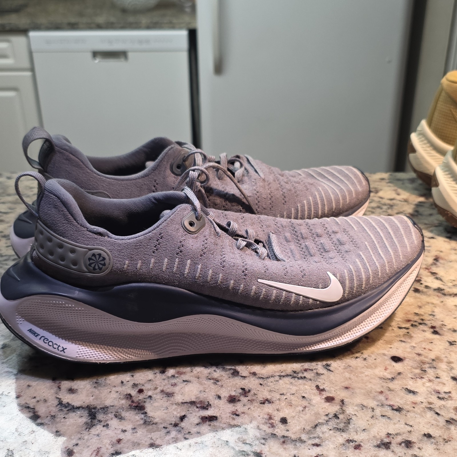 Nike ReactX Men's Low Top Lace-Up Athletic Running Sneakers Gray White Striped
