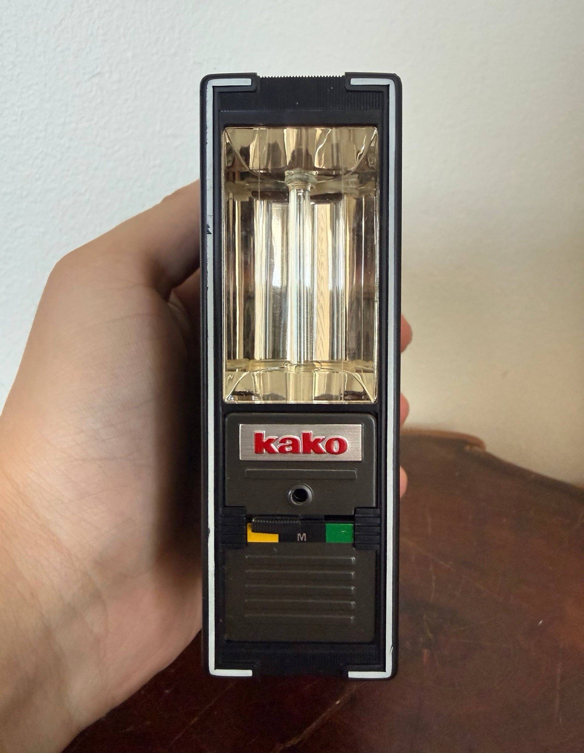 Kako AUTO-250S Flash Gun for Film Camera, Auto Exposure GN25 Hot Shoe Strobe