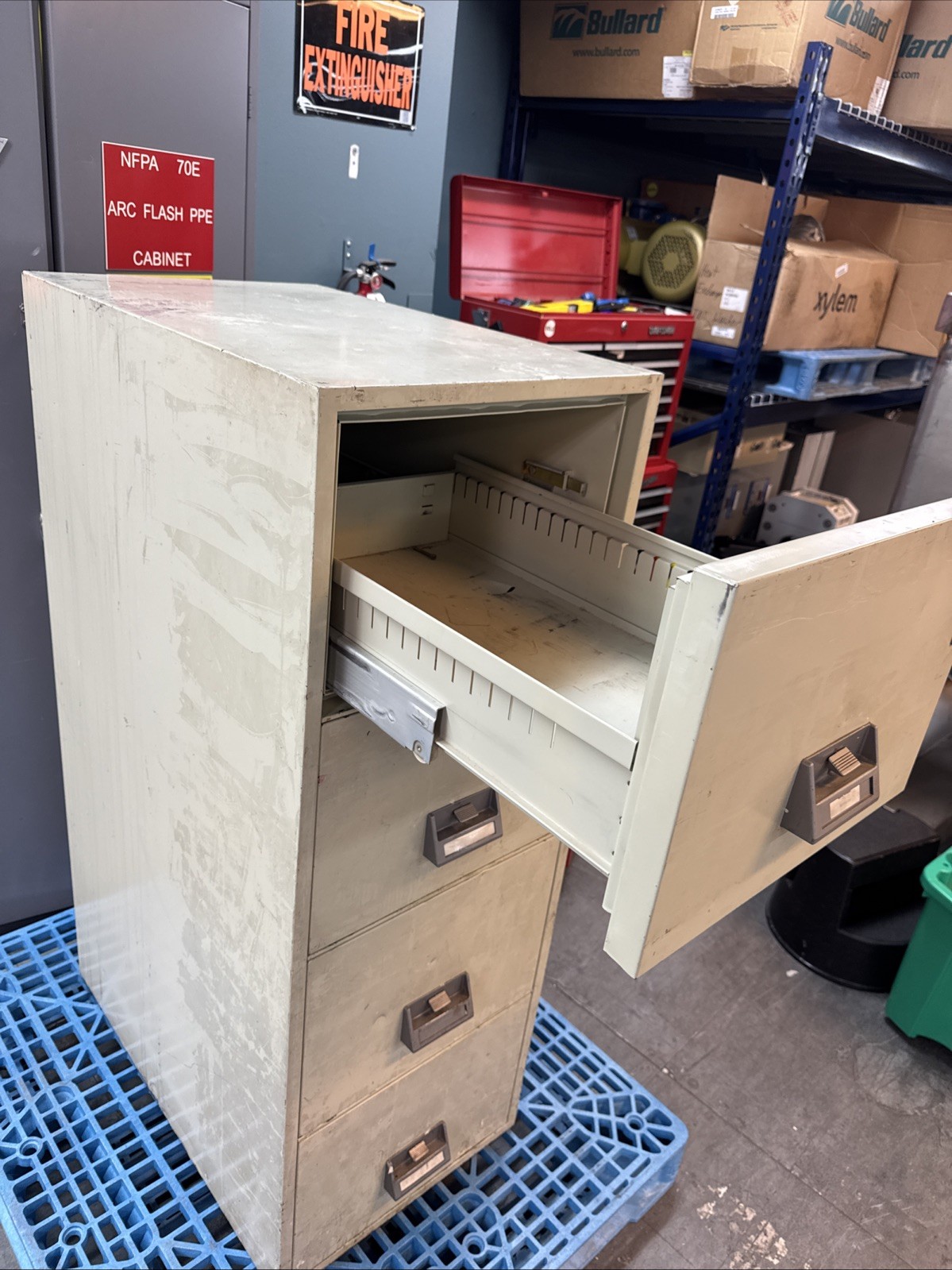 FireGuard 4CFC-1, 4 Drawer Fire Resistnant Filing Cabinet