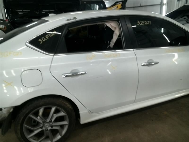 Driver Left Front Spindle/Knuckle Fits 11-25 LEAF 104636069