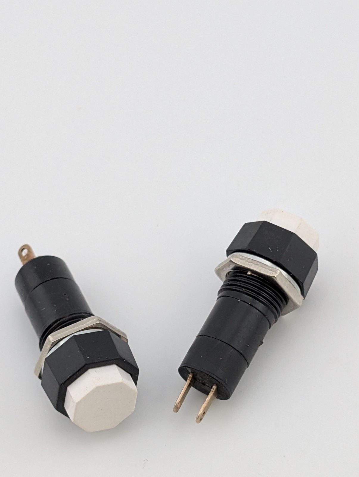 SPST Momentary-On Push-Button Switch 2 Pack