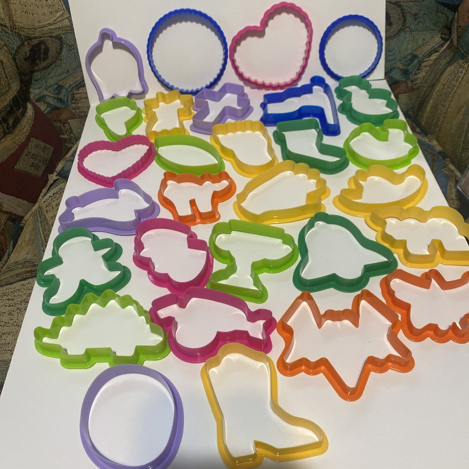 29 Plastic Molds Clay Dough Cookie Cutters Assorted Shapes Sizes And Colors