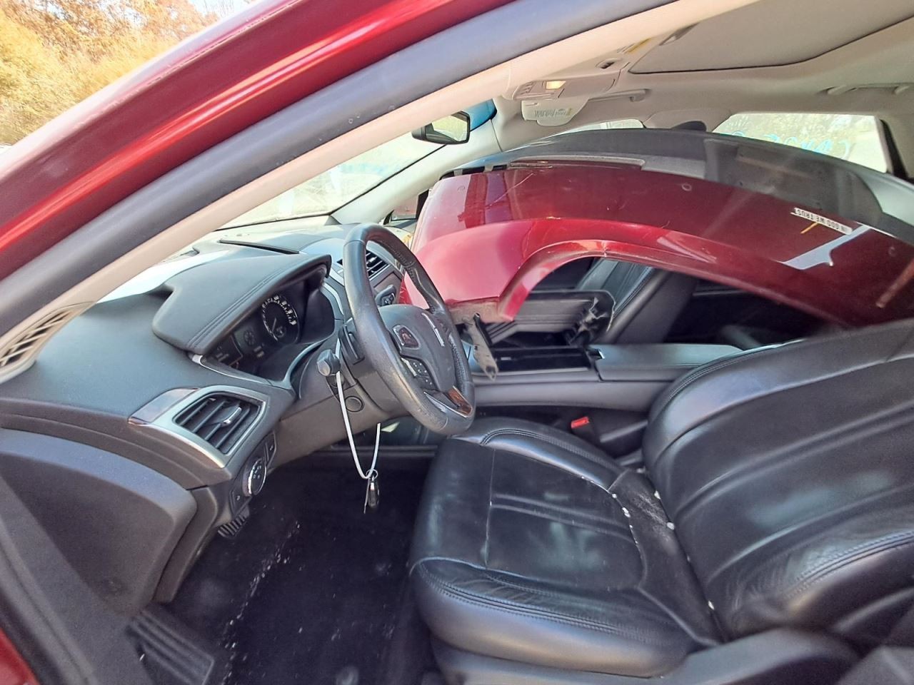 MKZ 2014 Glove Box 4874091