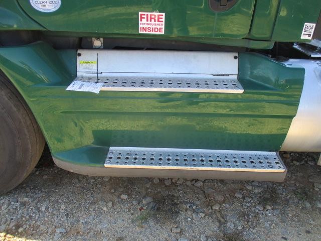 For 2013 FREIGHTLINER CASCADIA 125 SIDE FAIRING Left ,  GA