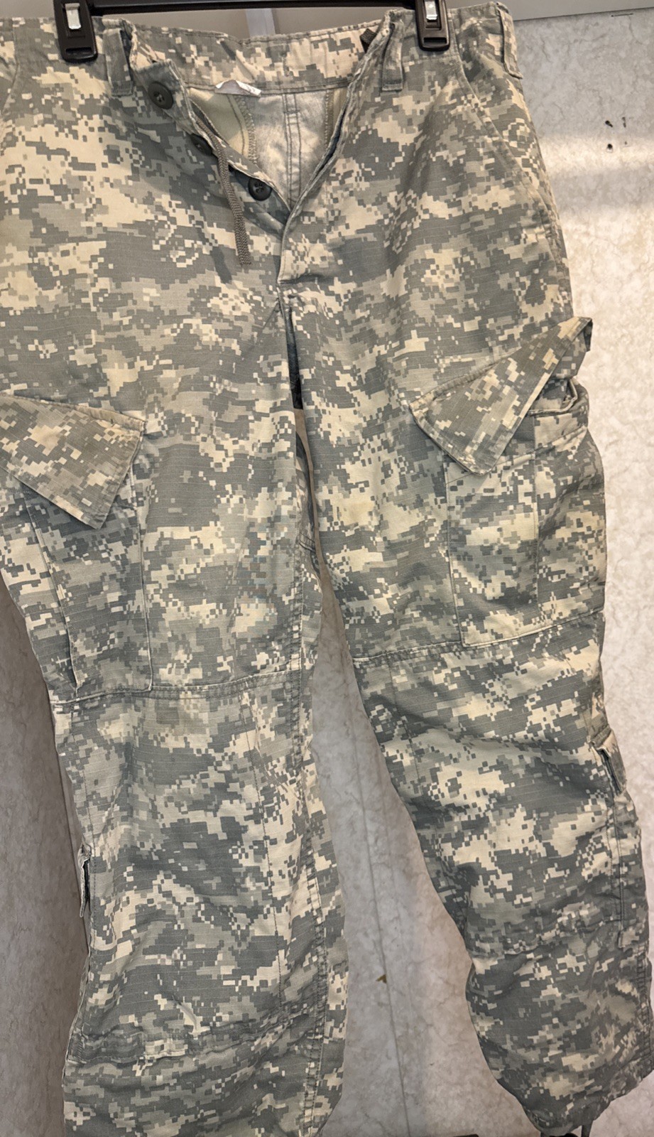 US  ARMY ACU PANTS  SIZE SMALL - X- SHORT
