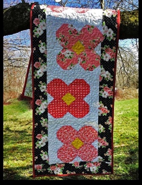 Pretty Poisies Tablerunner Quilt Pattern