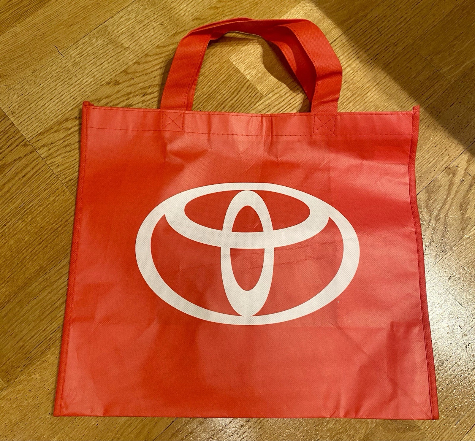 TOYOTA LOGO Shopping Travel Reusable Bag, Collectibles Tote, 15” x 13”,Brand New