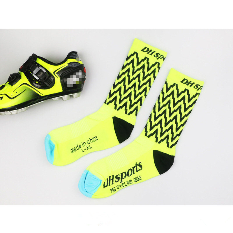 Pro Men Women Cycling Socks XC Road Riding Bicycle Sports Breathable Socks Green