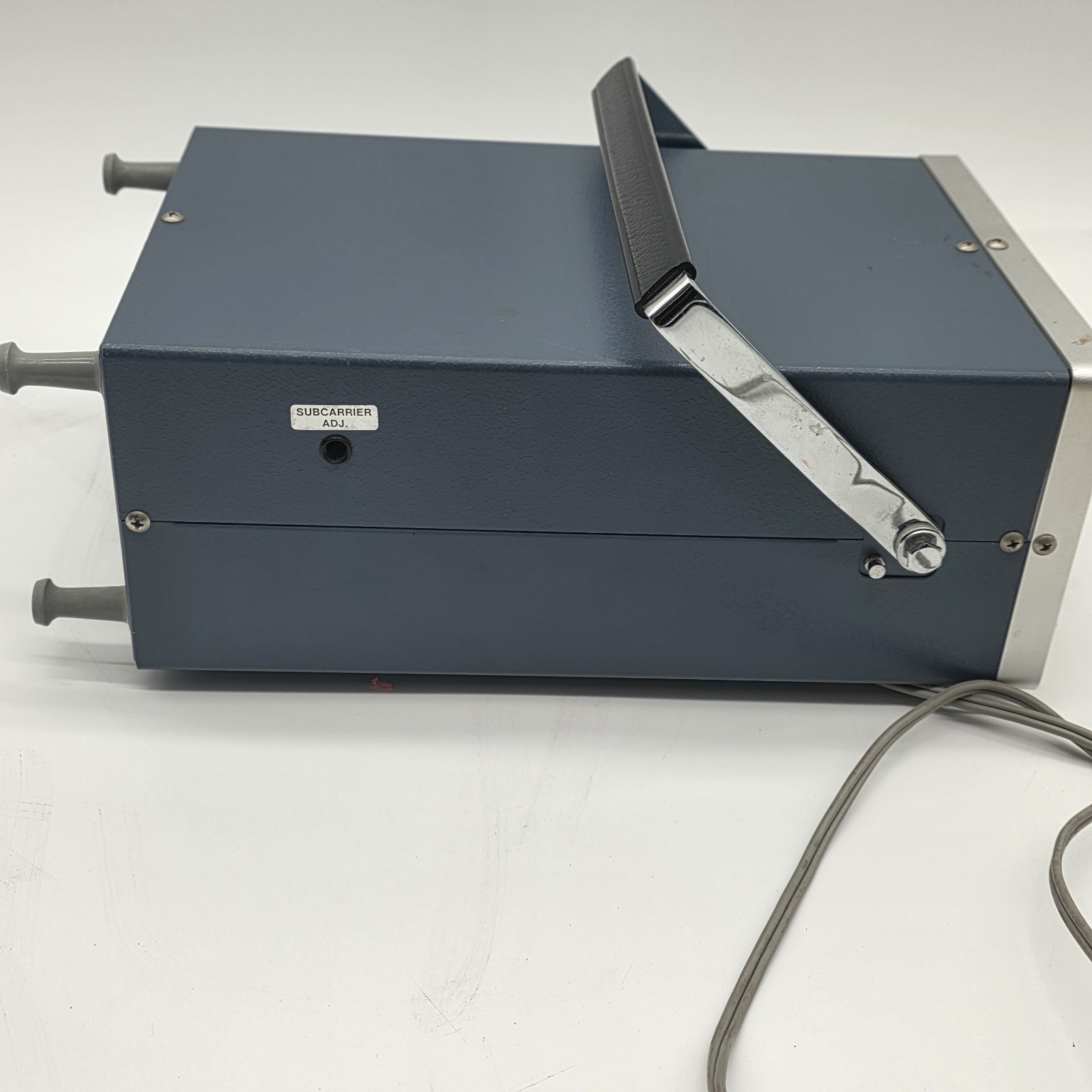 Leader LCG-396 NTSC Pattern Generator – Vintage Video Test Equipment