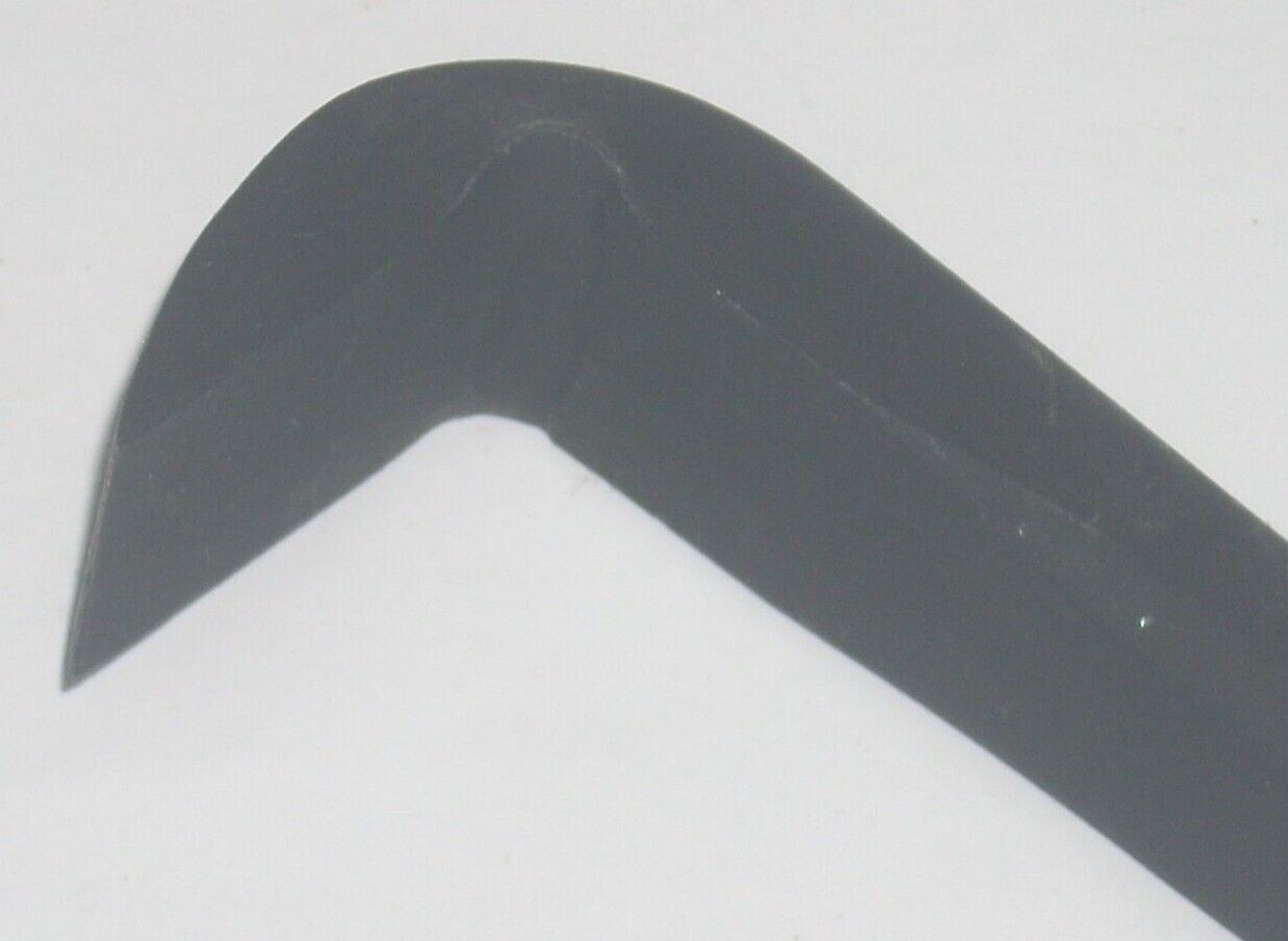 WHM Tool 04218 Roll Head Pry Bar 18" w Point Solid Steel