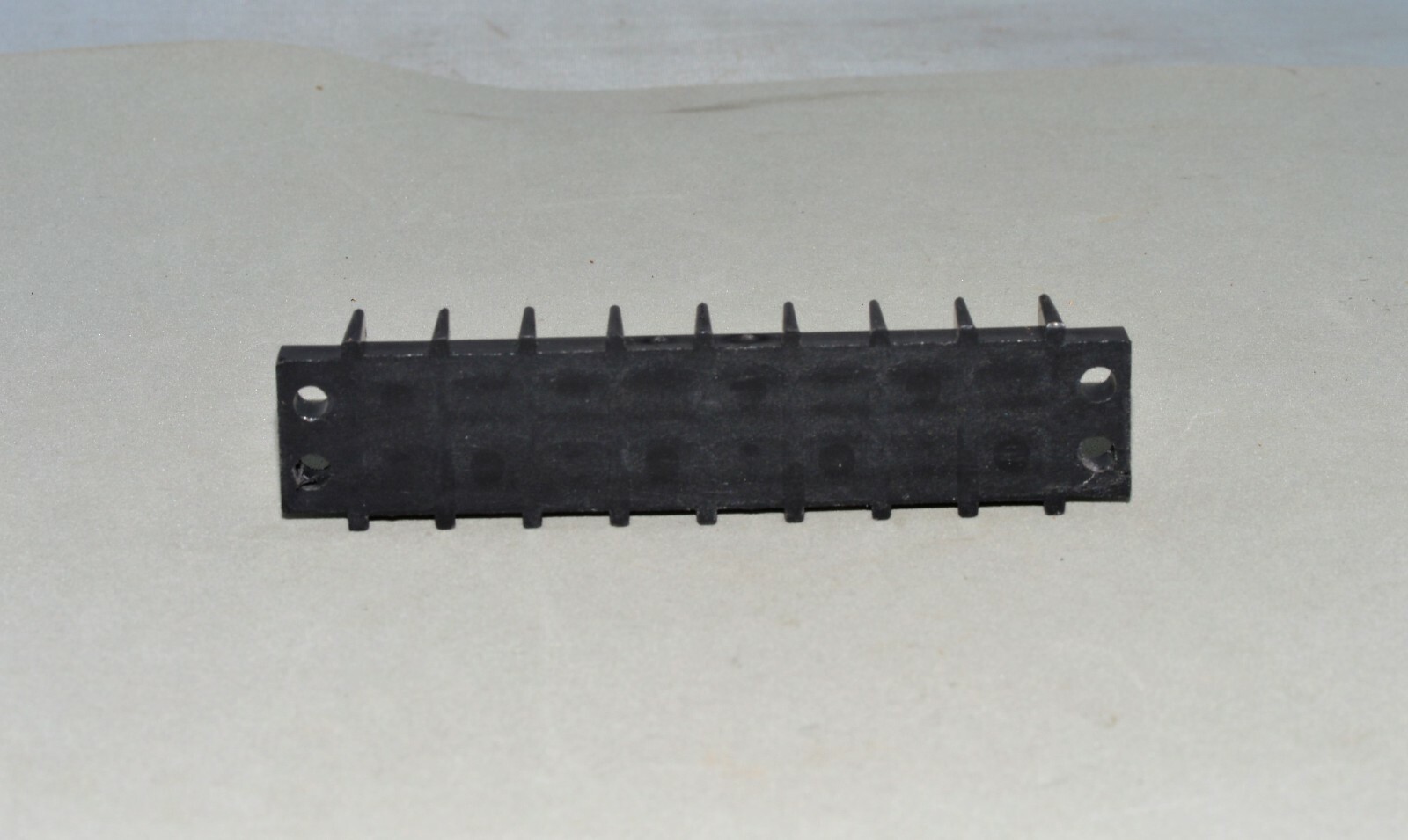 8 Position Double Row Terminal Block Board BEAU 76