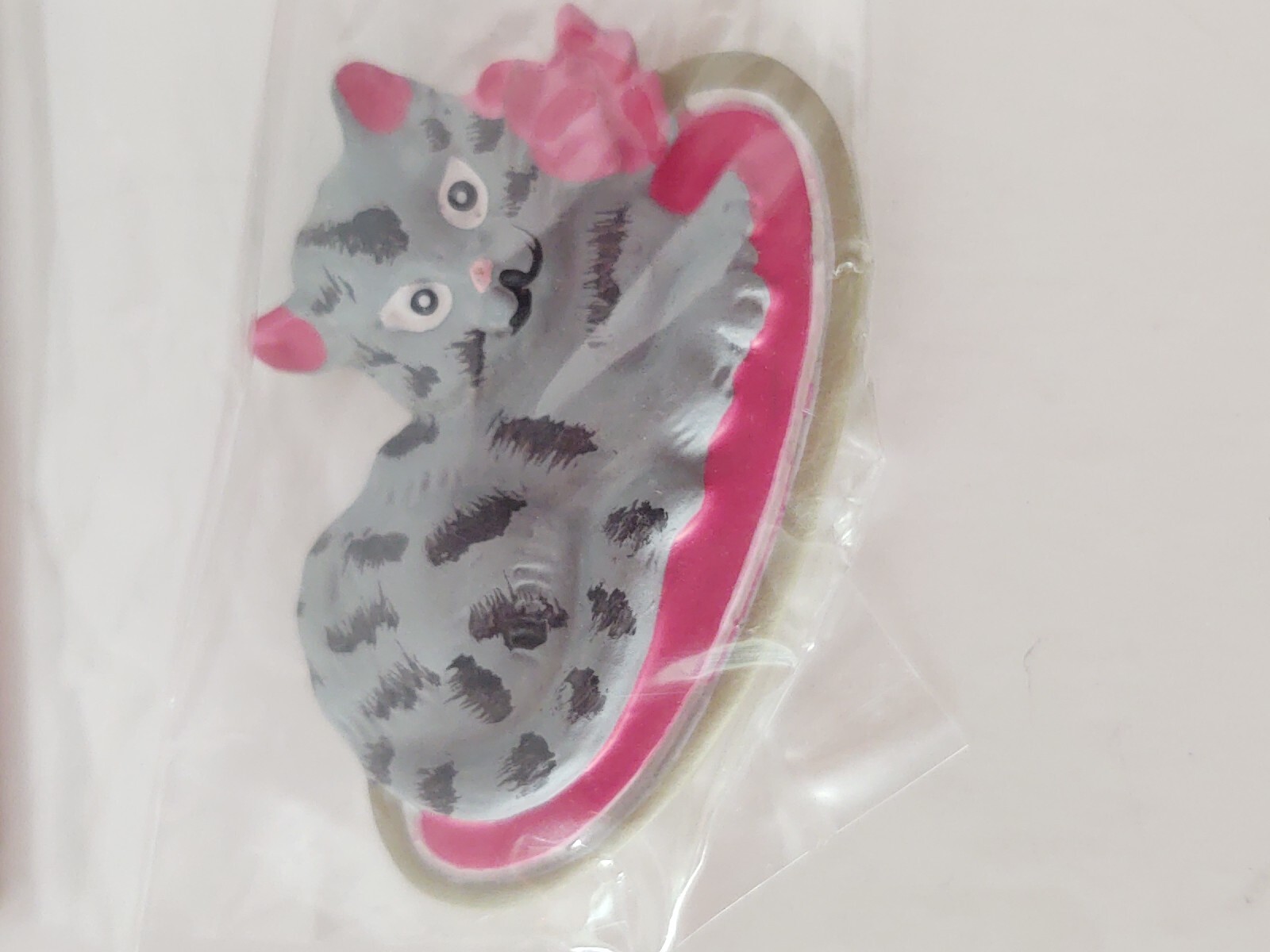 Kitty Craft Accent 2 Piece Set 1.25" Each White & Gray Cats