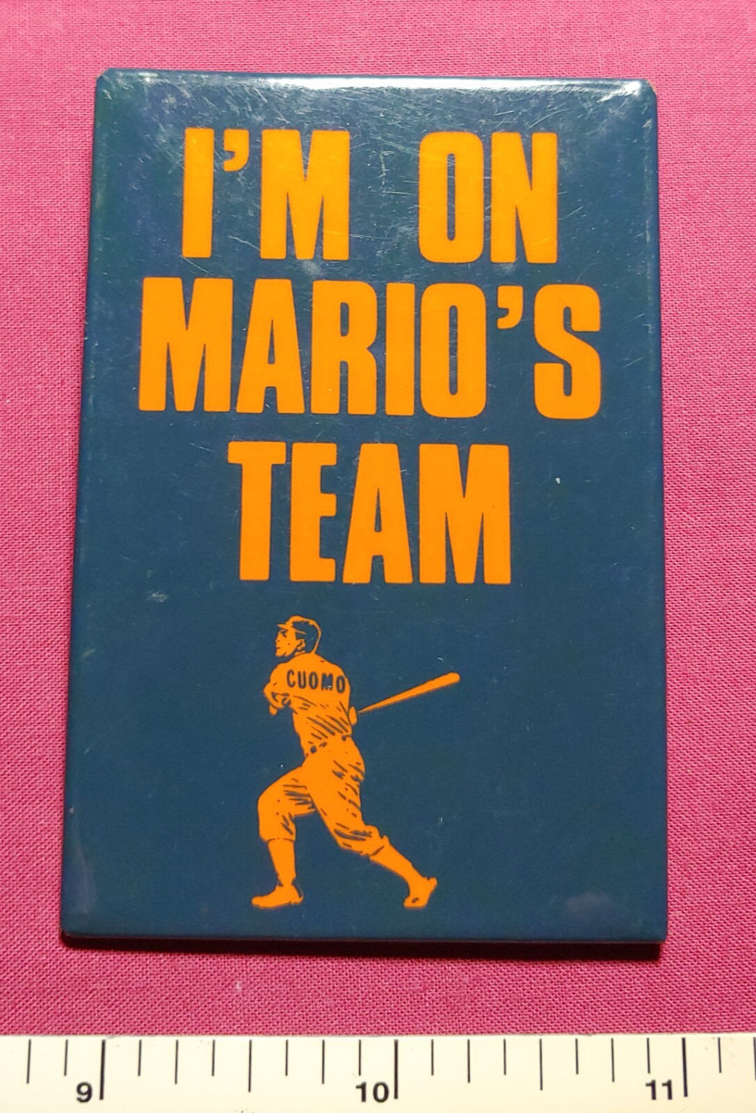 MARIO CUOMO NEW YORK GOVERNOR 1982 BASEBALL TEAM POLITICAL PINBACK BUTTON  NT1