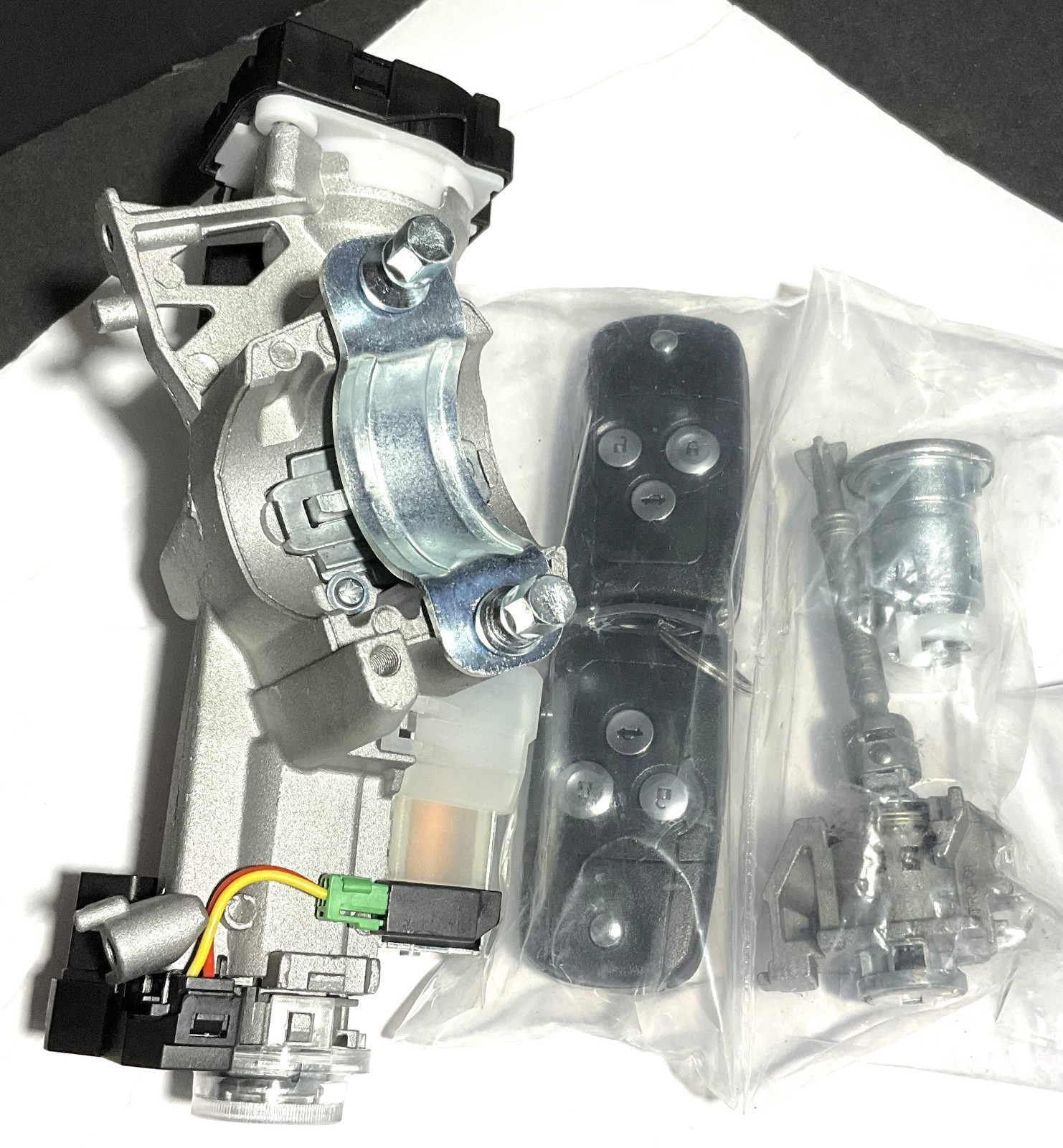 Ramata 72185 TR0-A01 Ignition Switch Lock Cylinder with Key - Open Box
