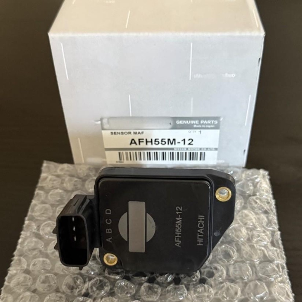 OEM HITACHI Mass Air Flow MAF Sensor for 1996-2004 Nissan Truck AFH55M-12