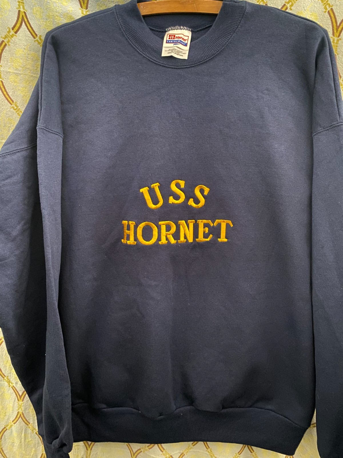 Vintage New Mens US NAVY SHIP Sweatshirt USS Hornet CV-12 Aircraft Carrier XL