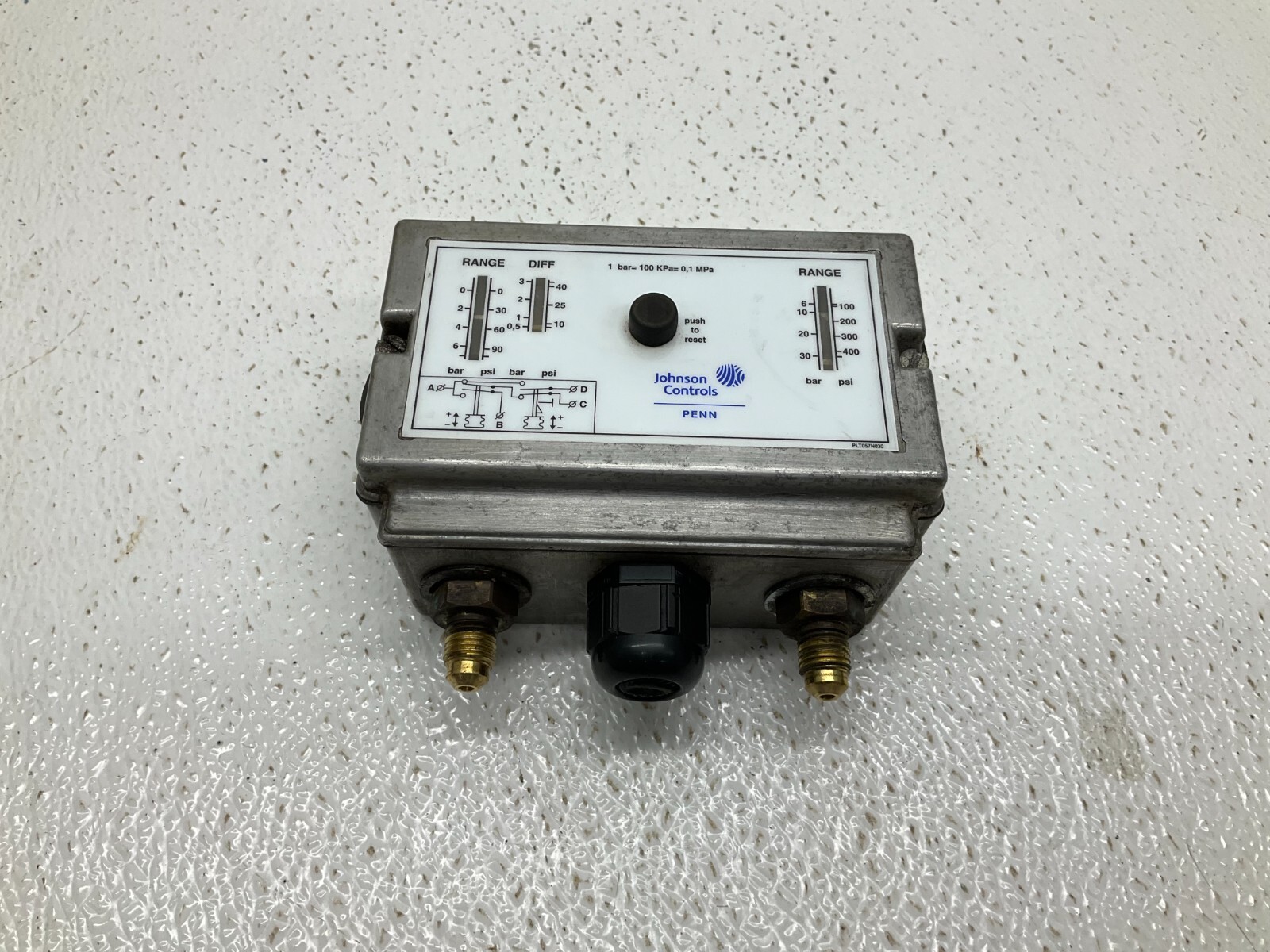 Johnson Controls P78MCB-9300 Pressure Control P78MCB9300 P78MCB