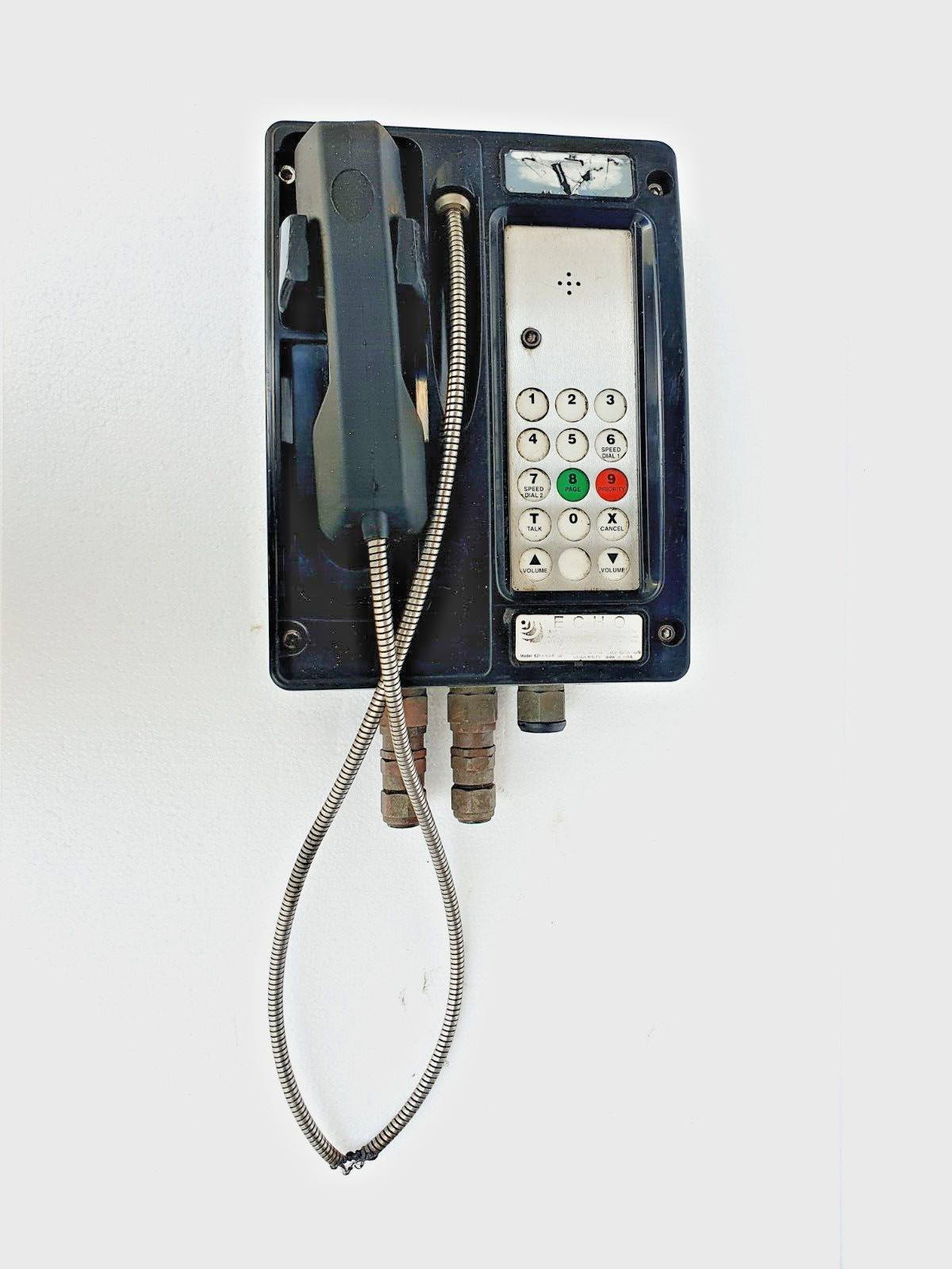 ECHO EZ1-HND-S Digital Zone 1 Intercom Station, NEEDS CABLE REPLACEMENT