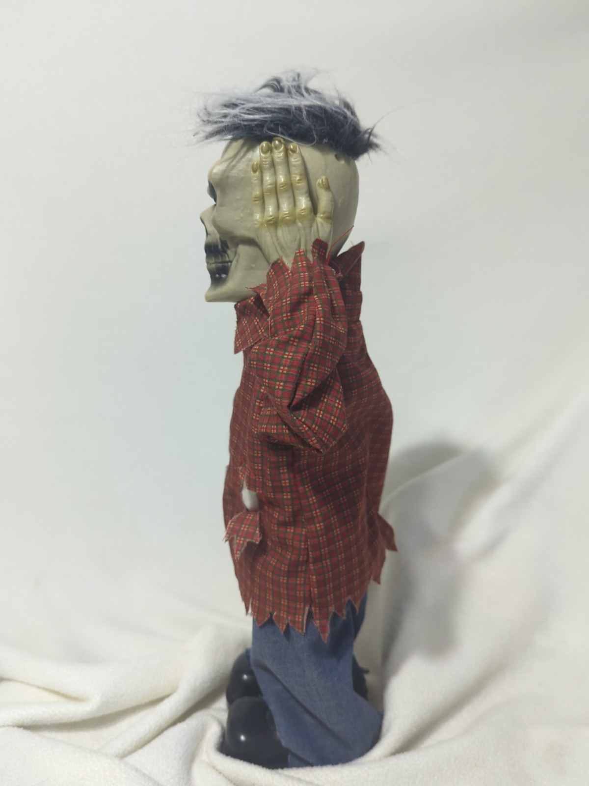 Magic Power Co. Head's Up Zombie 2015