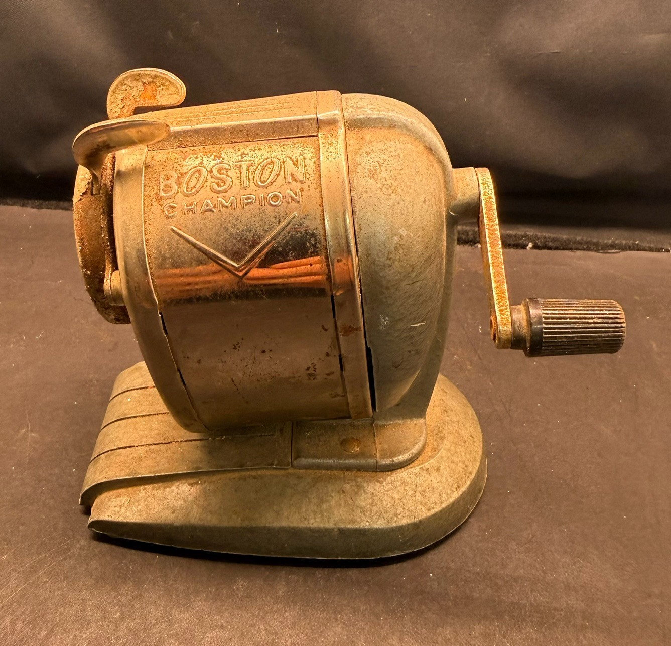 Boston Champion Pencil Sharpener Vintage Desktop Pinch Feed Hand Crank, patina