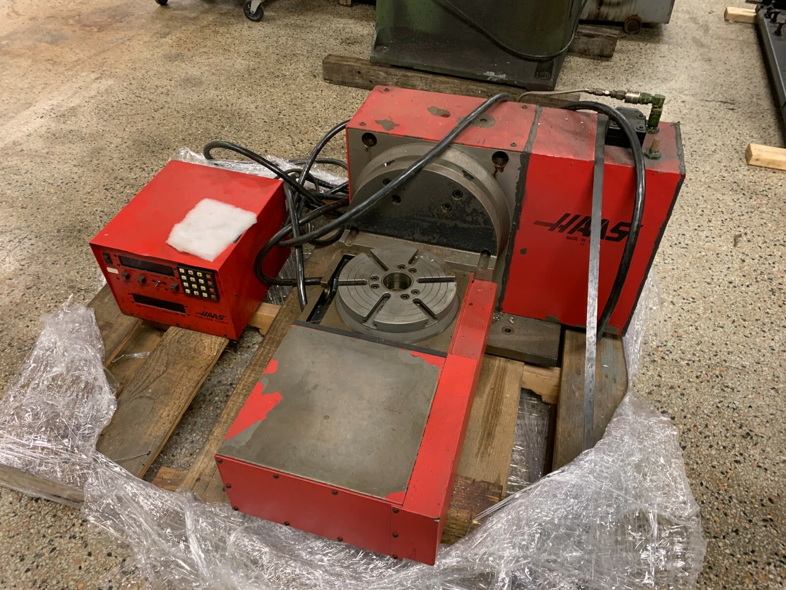 HAAS TRT-210 2-Axis Rotary Table Indexer 8.3" dia, with control, 4th 5th axis