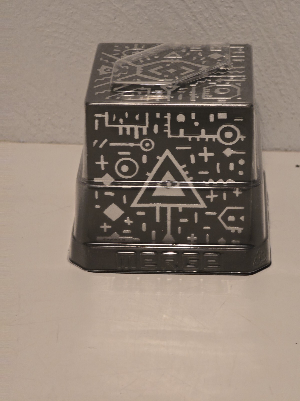 Merge Cube Holographic Handheld AR/VR Holograms