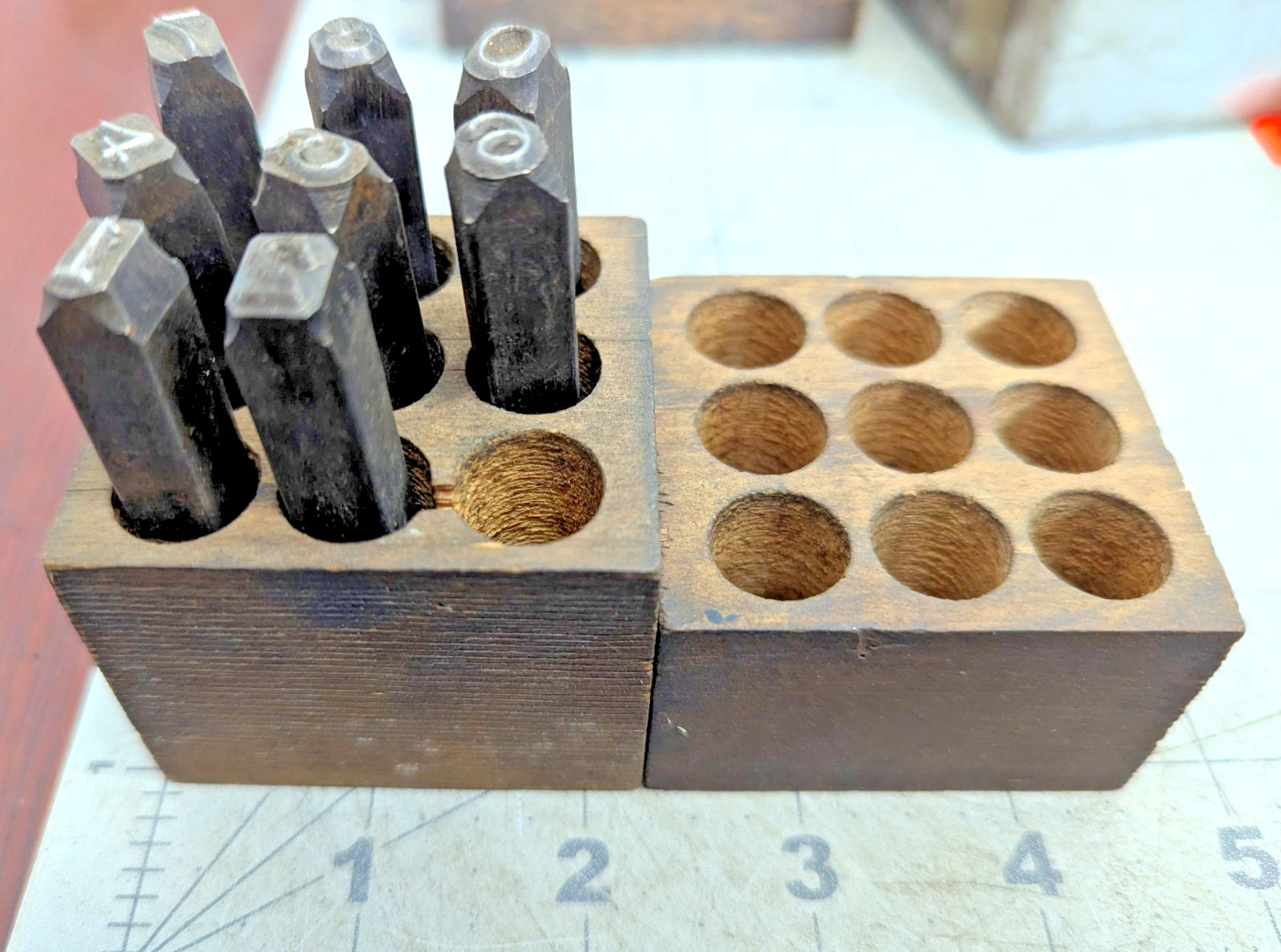 Vintage 1/4” Steel Stamp Set Numbers 0-9 With Wood Box USA (6 doubles as 9) [A6B