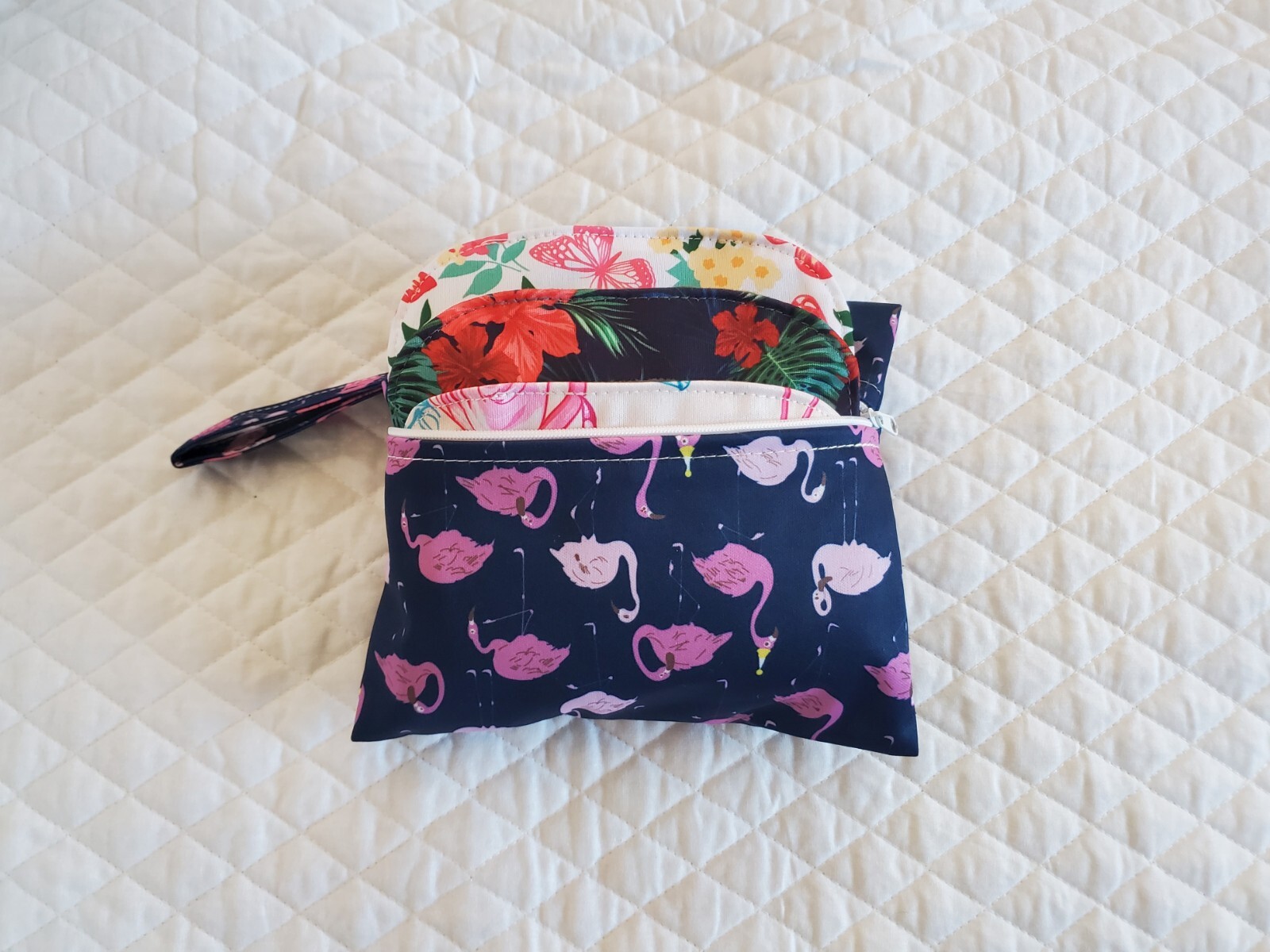 Wet Bags for Reusable Menstrual Pads - Waterproof Polyester with Zipper