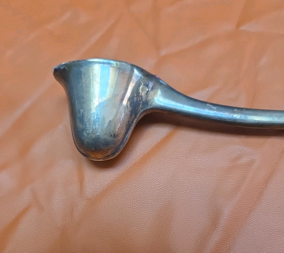 Vintage Oneida Silversmiths Silver Plate Candlesnuffer 9.5"