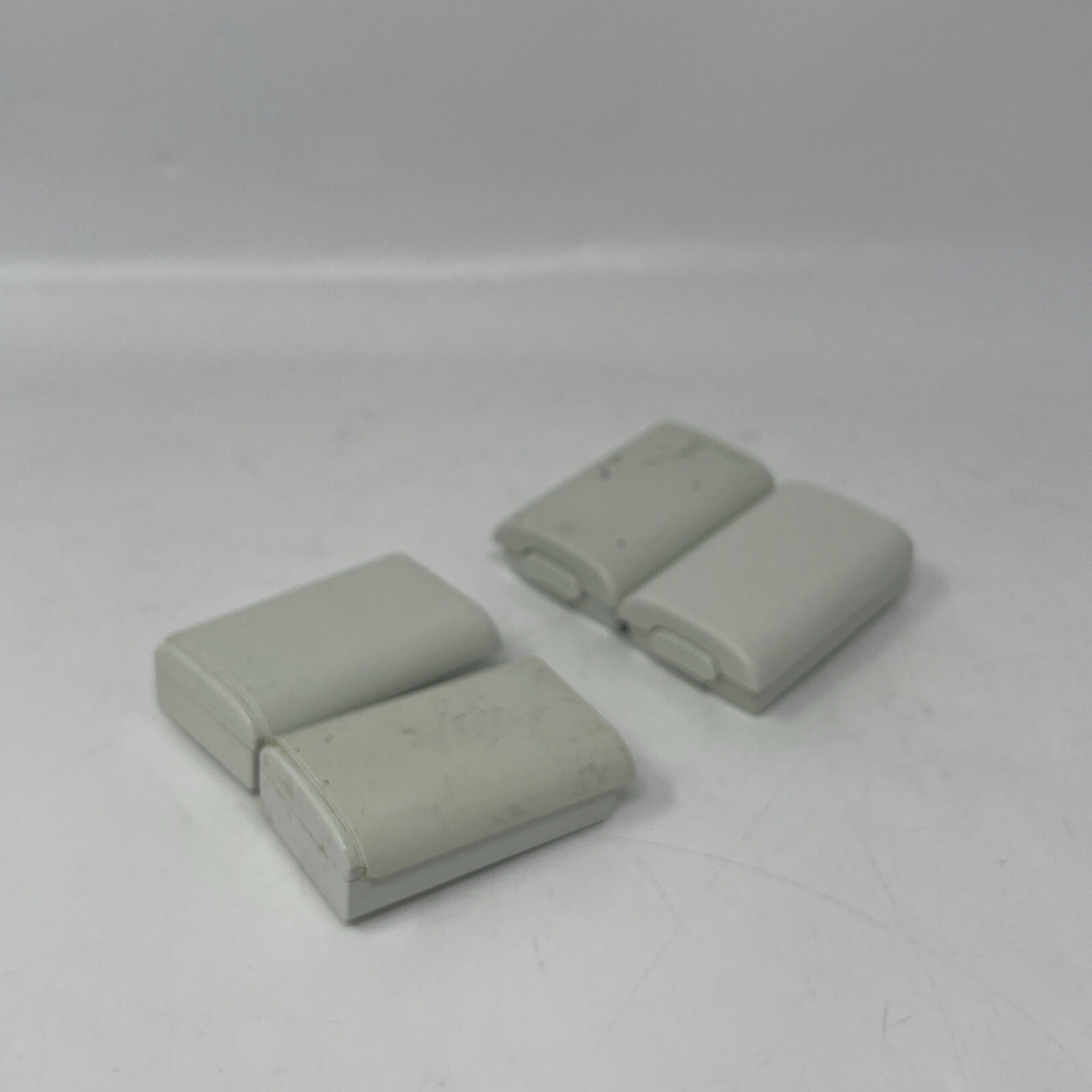 Lot of 4 Untested Microsoft Xbox 360 White Rechargeable Battery Pack OEM