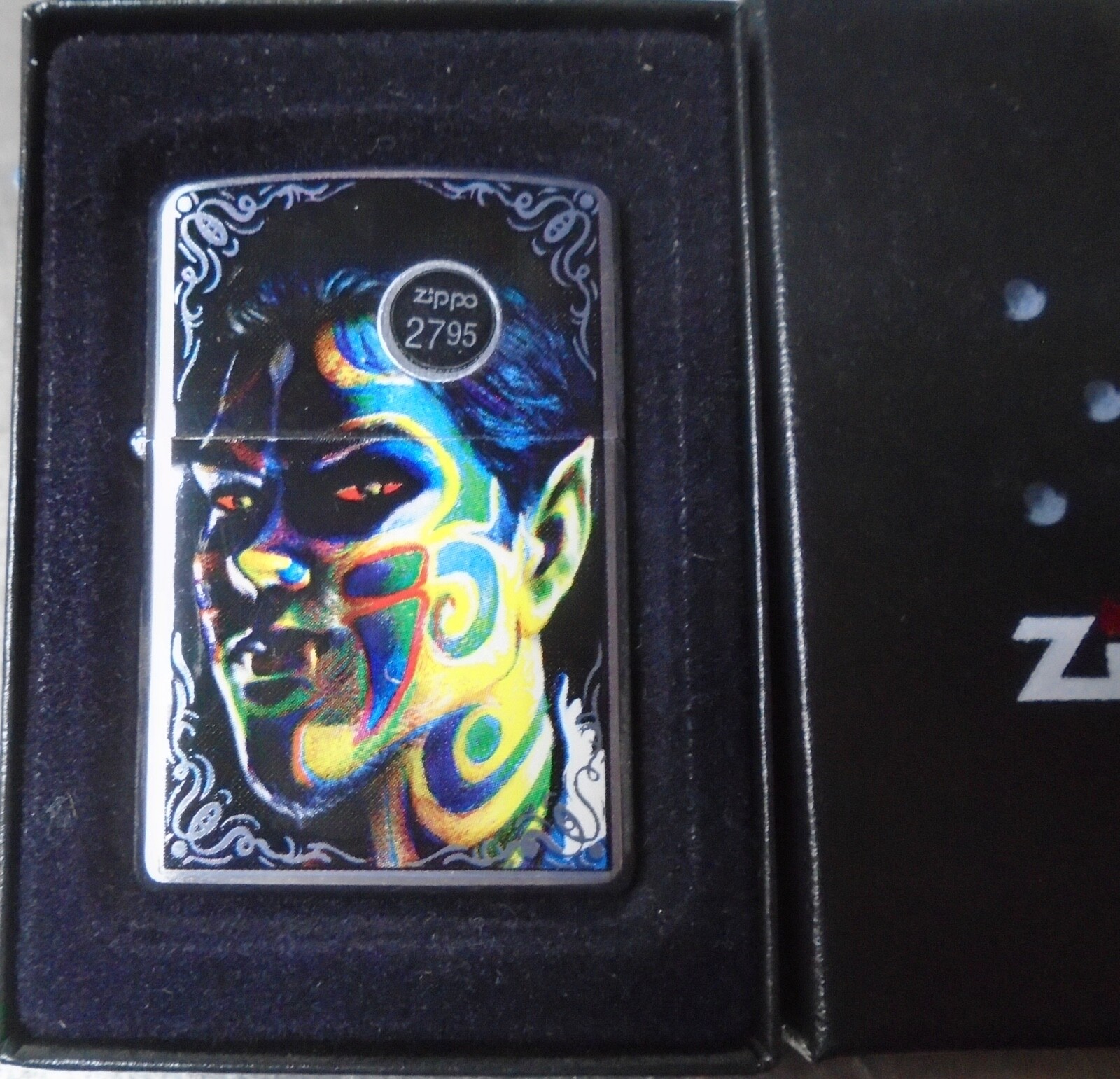Zippo 24403 Barrett-Smythe Face Painting Lighter Brushed Chrome 2008 NIB