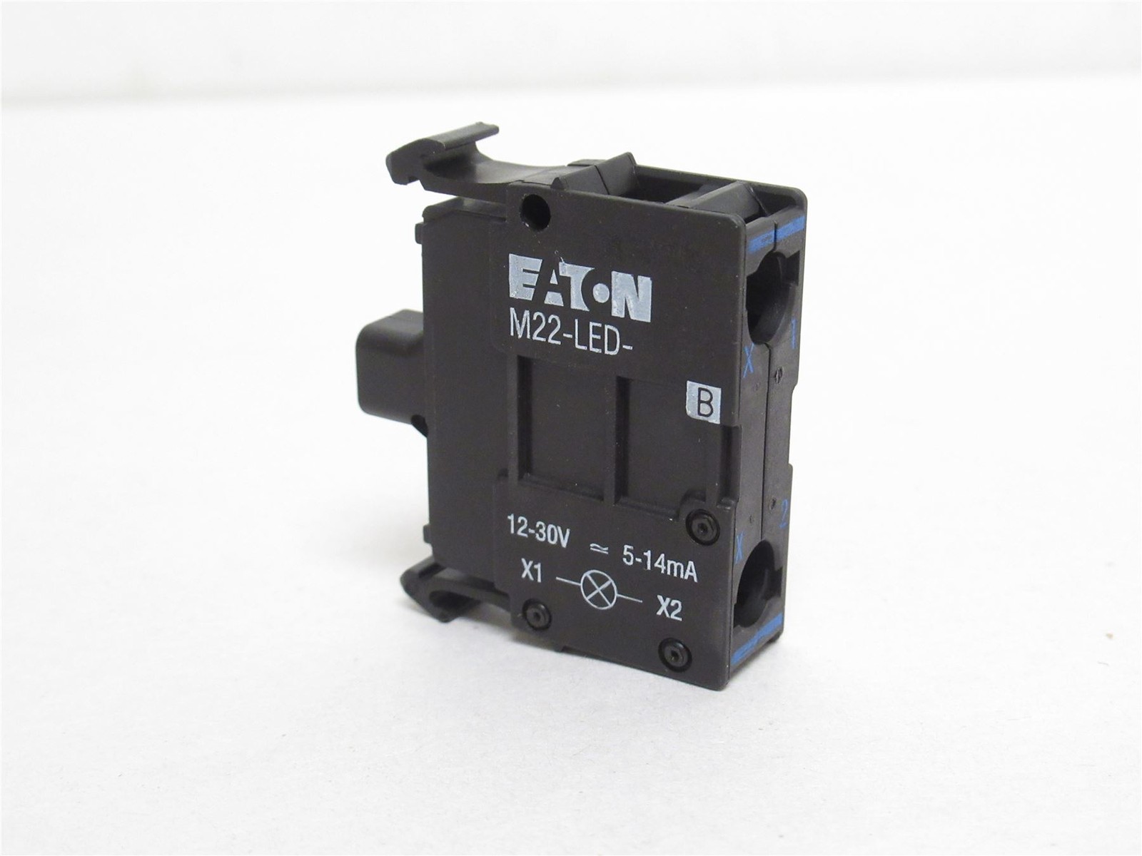 240386 New-No Box; Eaton M22-LED-B Push-Button LED Light Unit; Blue; 12-30 V