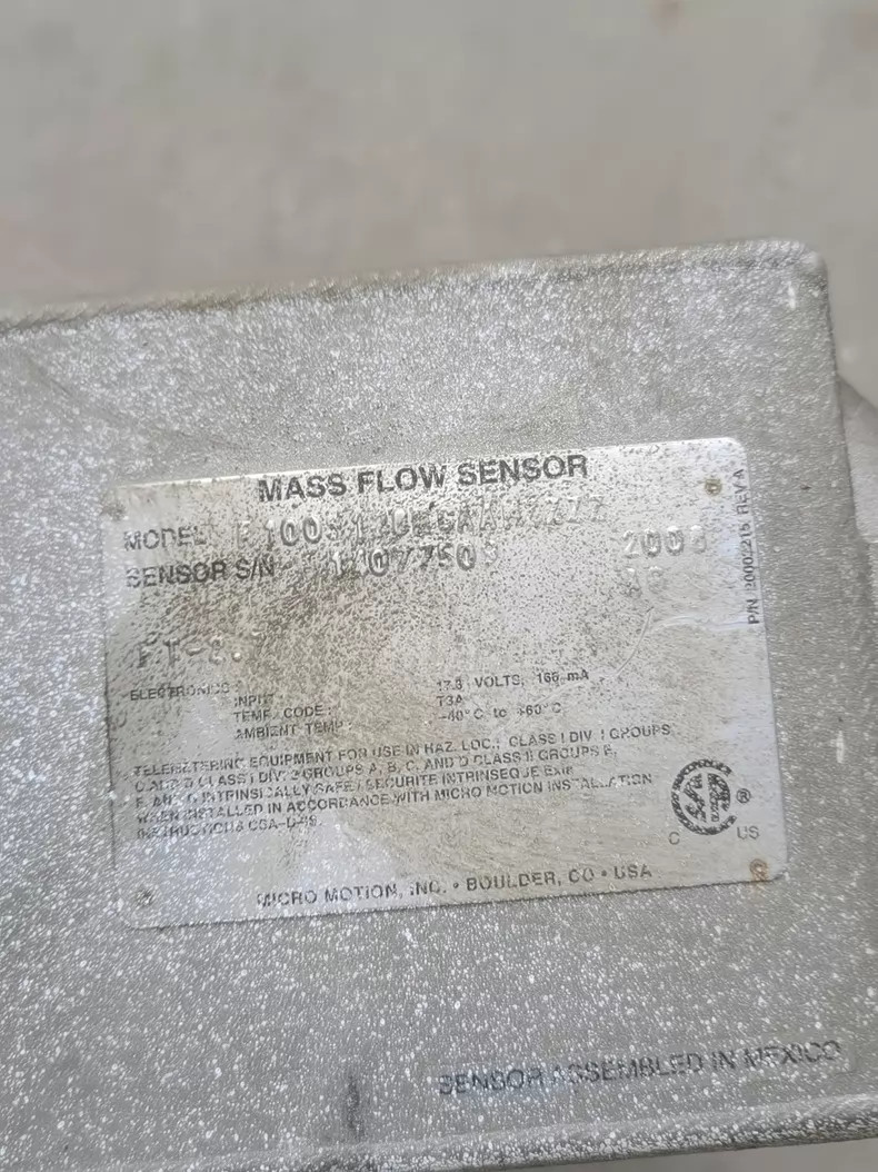 Micro Motion R100S128NCAAMZZZZUL Flow Sensor Used 1PCS