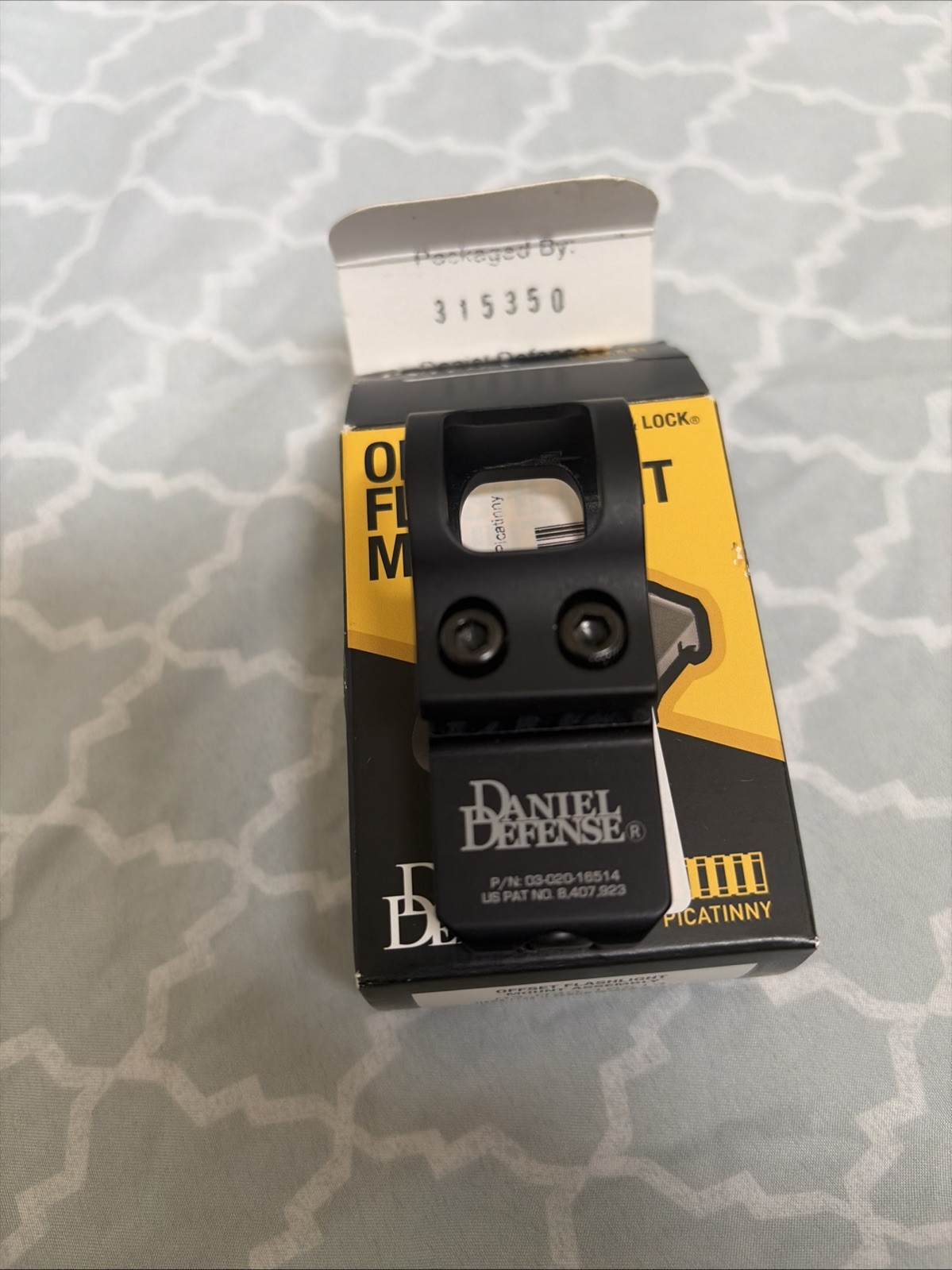 Daniel Defense 03-020-16514 Offset Picatinny Flashlight Mount New in Box
