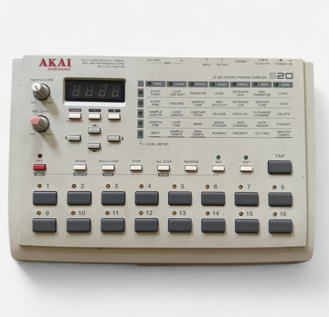 Akai S20 16-Bit Stereo Phrase Sampler Pad Triggers Loop Resample w/ Manual