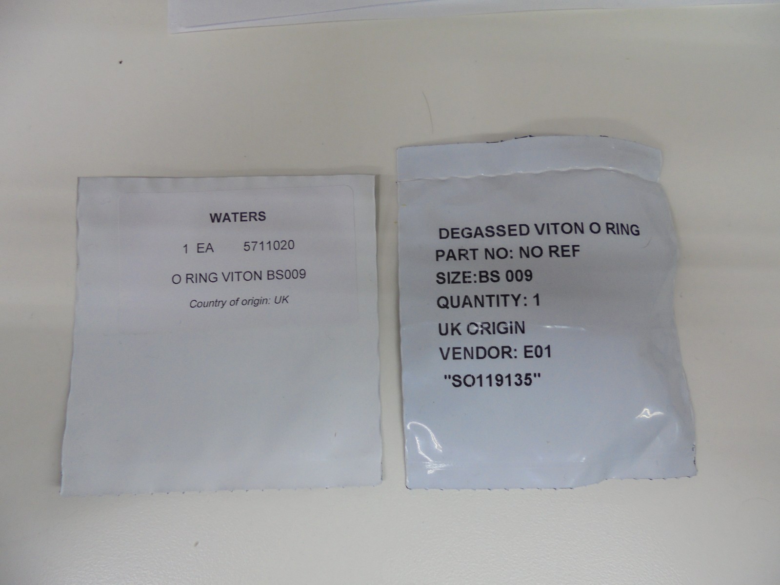 Waters 5711020 O-Ring Lot of 2