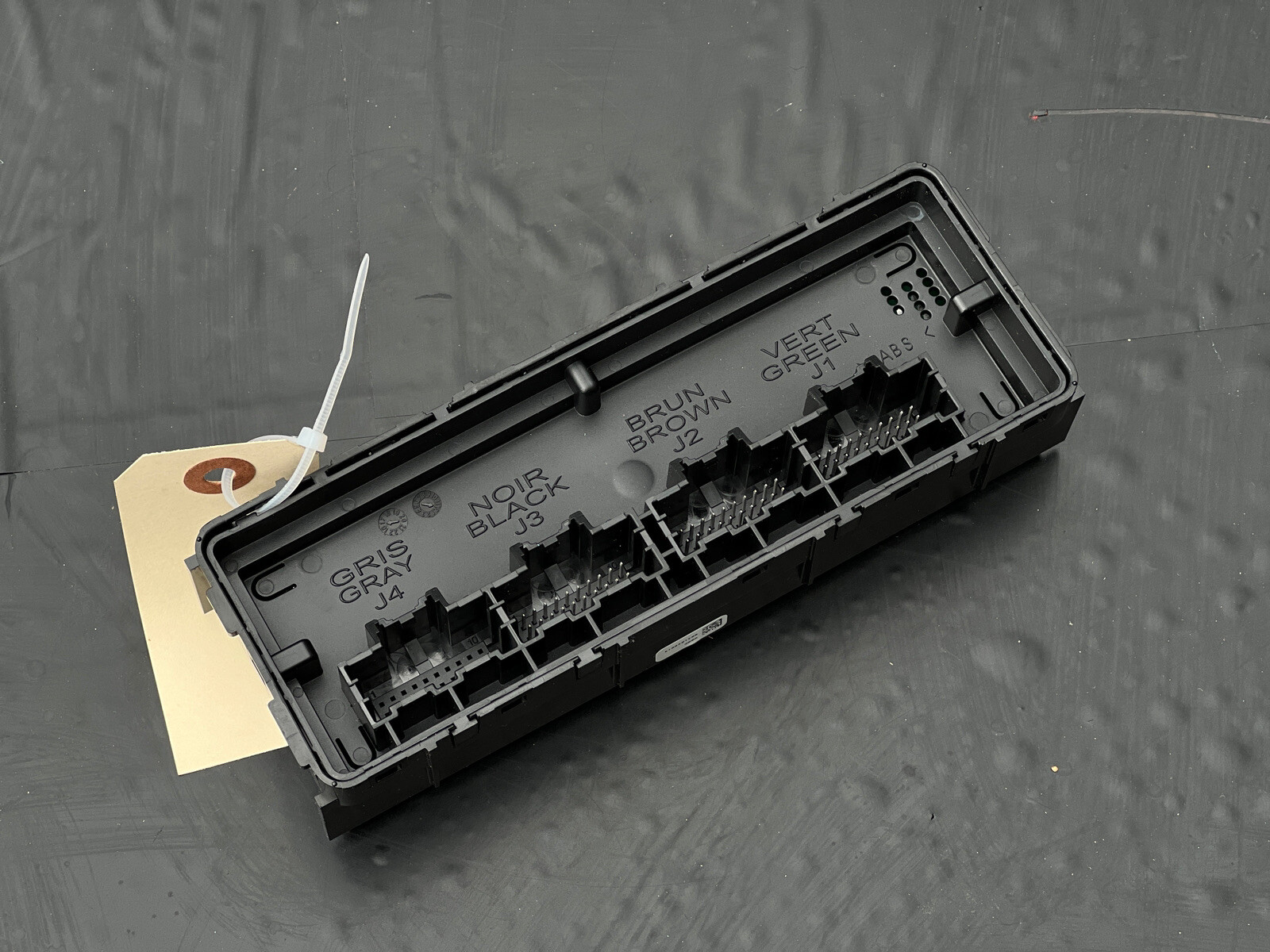 ⭐️2017-2022 BUICK ENCORE TEMPERATURE UNDER DASH CONTROL MODULE OEM