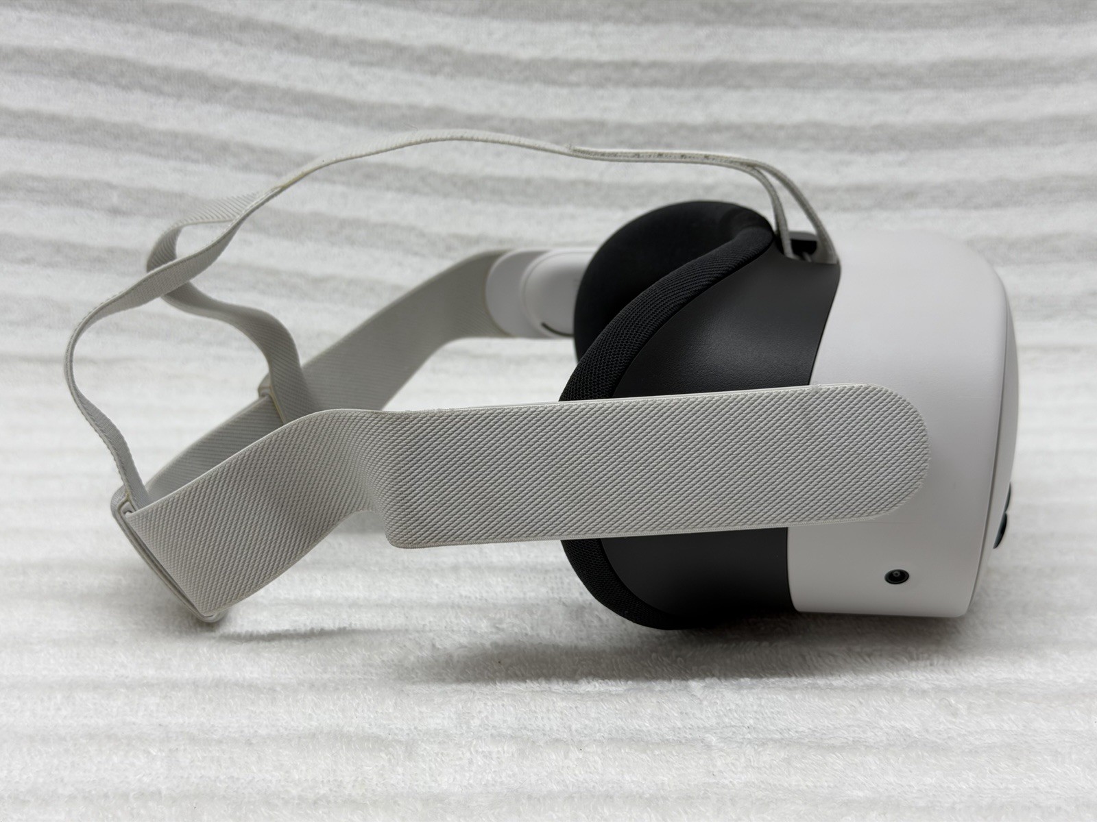 Meta Quest 3S 128GB - Headset Only