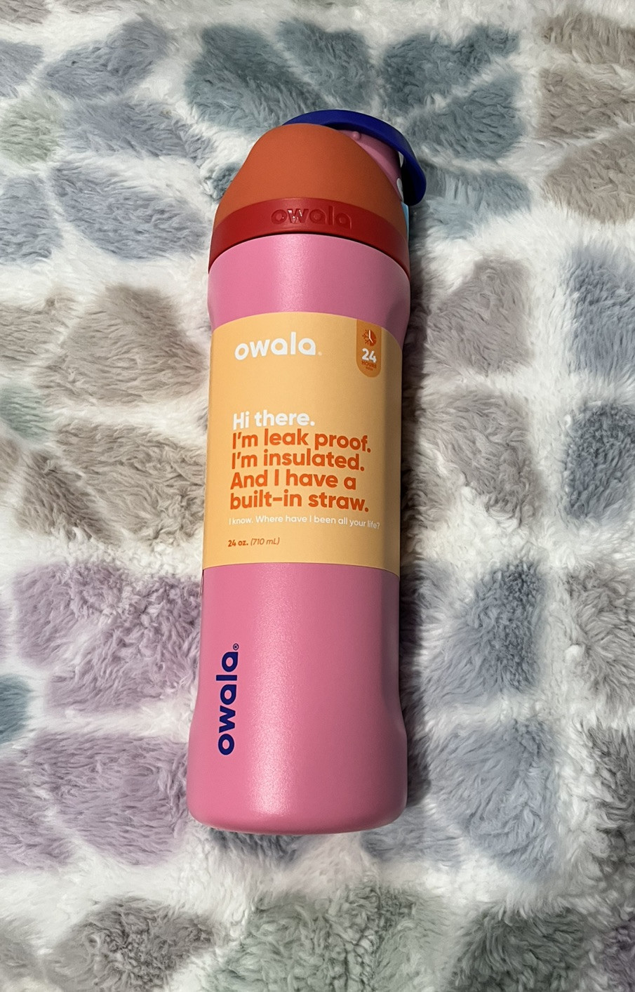 IN HAND/FREE SHIPPING owala FreeSip, 24 oz. Fruit Punch, NWT‼️