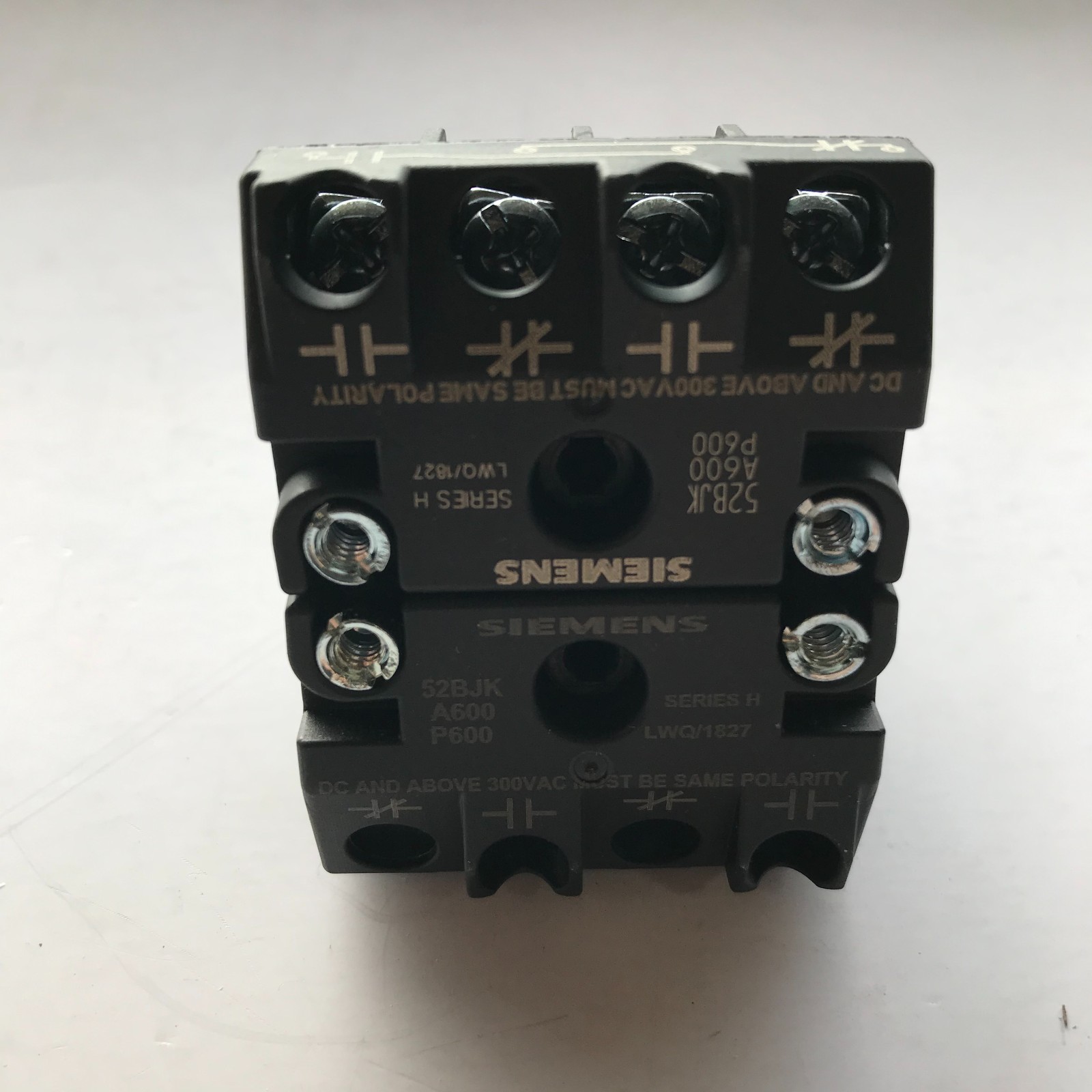Siemens Selector Operator Short Lever Spring Return 52SA2CDBA2 - (NEW IN BOX)
