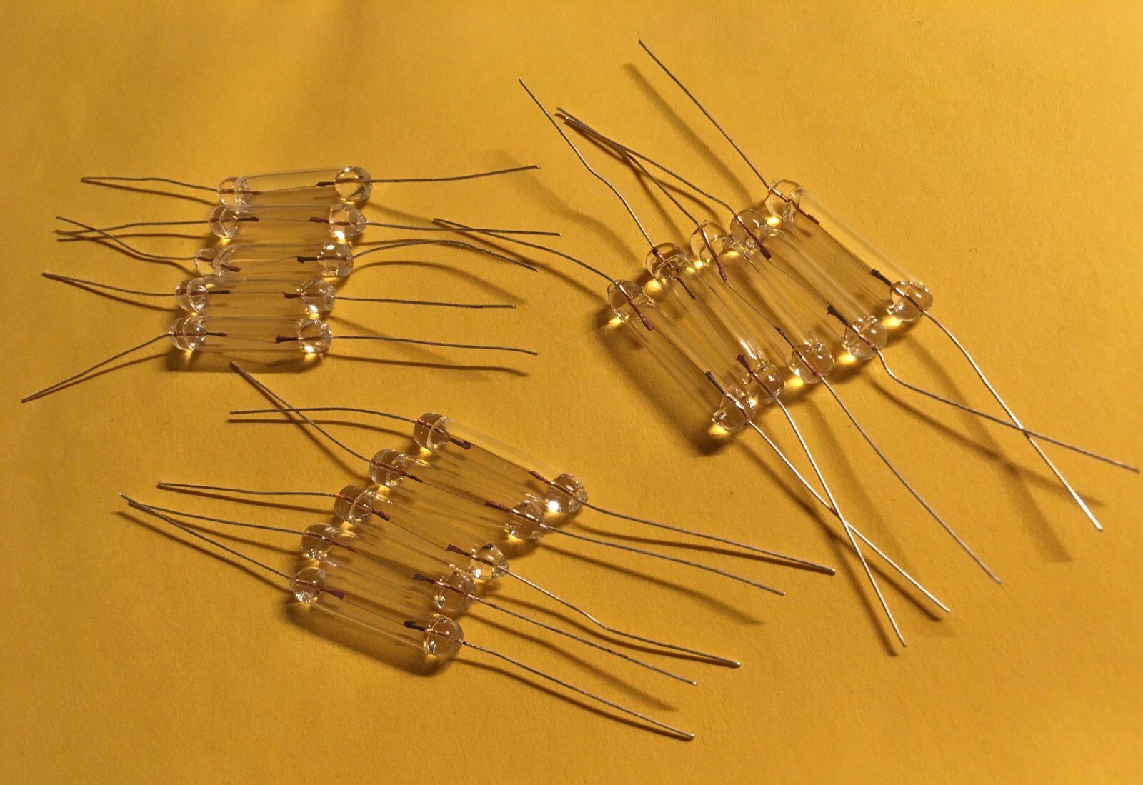 (15) 8v-55mA / 8V .055A Vu Meter AXIAL WIRE INCANDESCENT LAMP/Meter Tascam BULBS